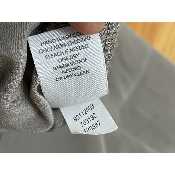 J. Jill Women's M Brown Tank 100% Silk Top Casual Beach Outdoor Minimalist Work - Picture 4 of 7